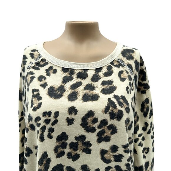By Together Leopard Print Boxy Fit Long Sleeve Crewneck Sweatshirt Women M - Picture 5 of 10